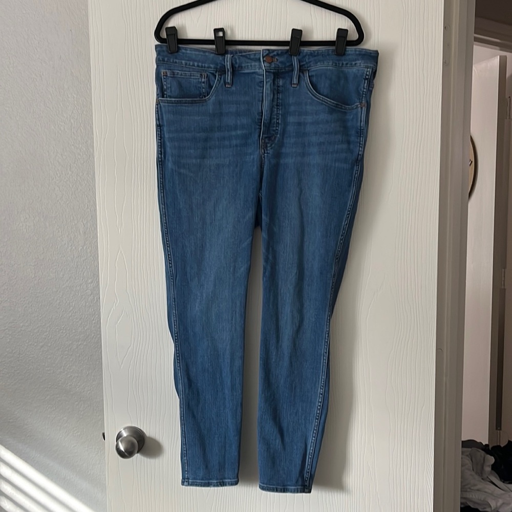 Madewell high-rise medium wash blue jeans size 16 W